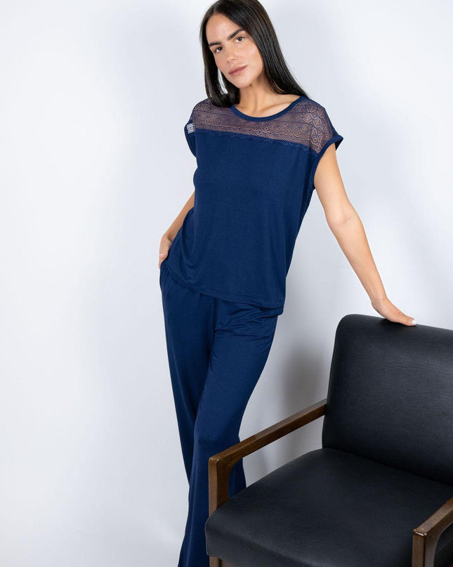 Nora t-shirt with pants set
