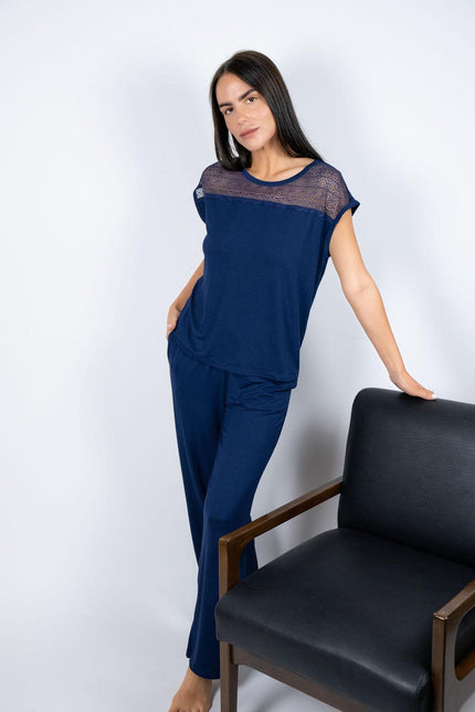 Nora t-shirt with pants set