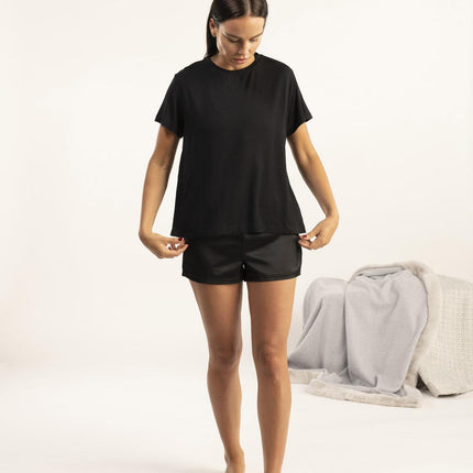 Agnes side seem t-shirt