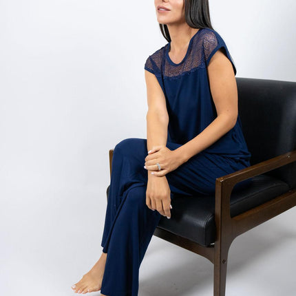 Nora t-shirt with pants set