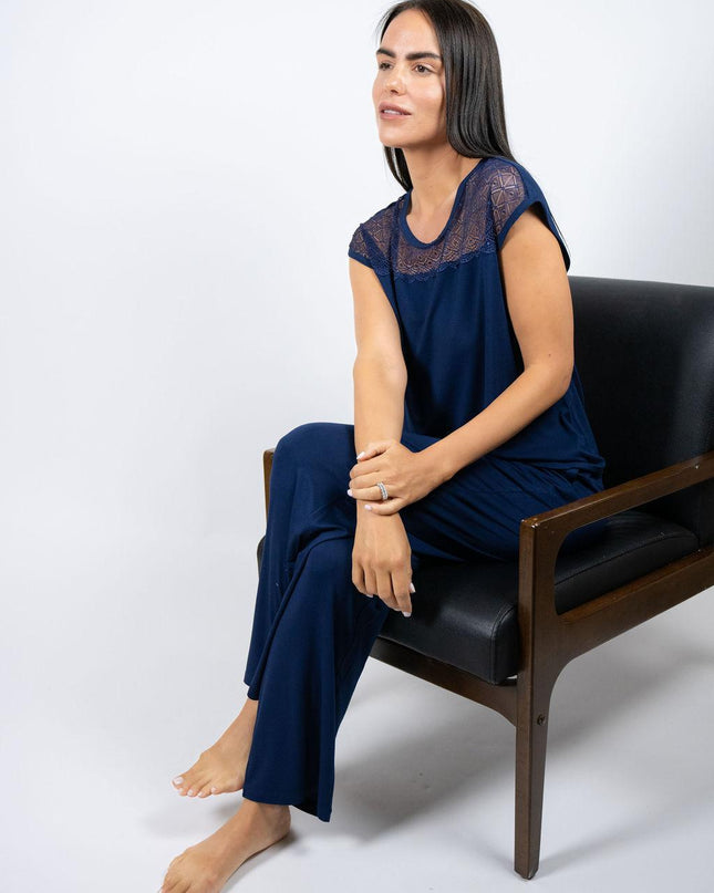 Nora t-shirt with pants set